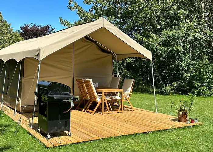 Campo de lujo Lango - Outdoor *